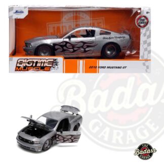 Jada 1/24 Scale "BIGTIME Muscle" 2010 Ford Mustang GT - Silver With Black Flames