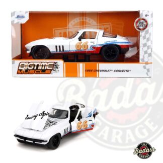 Jada 1/24 Scale "BIGTIME Muscle" 1966 Chevy Corvette - White #66 Toyo Tires Racing Diecast Metal Collectible Model Car